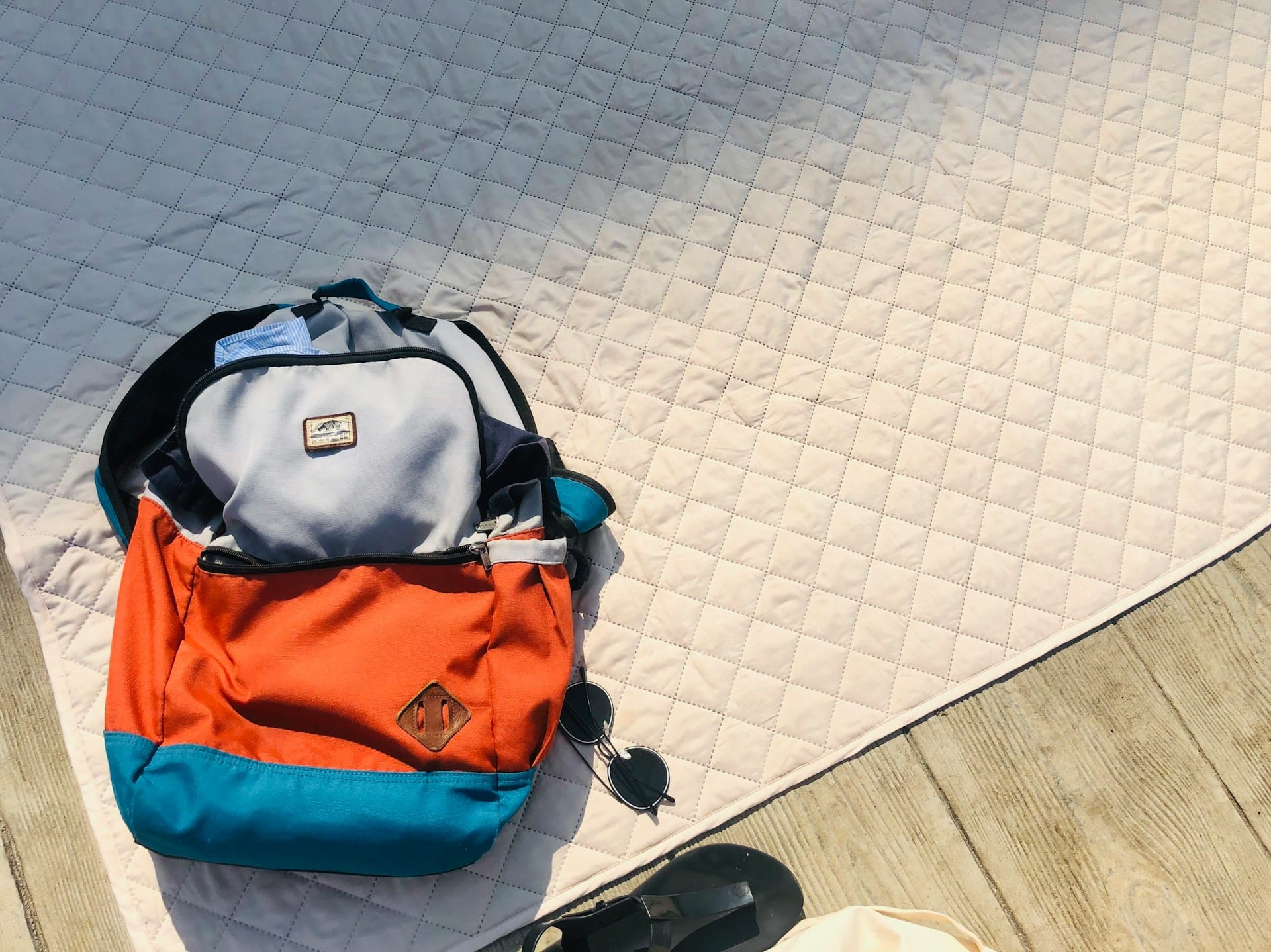 Travel Light and Smart With Minimal Packing